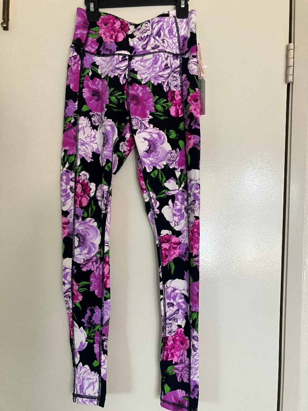 NWT Victoria's Secret Leggings
